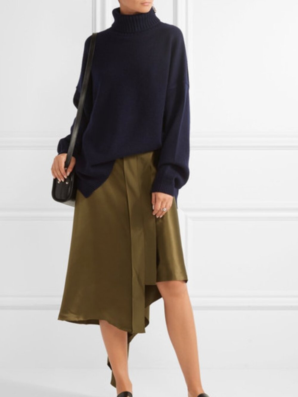 Tibi Cashmere Oversized Turtleneck Slit Hem Long Sleeve Sweater